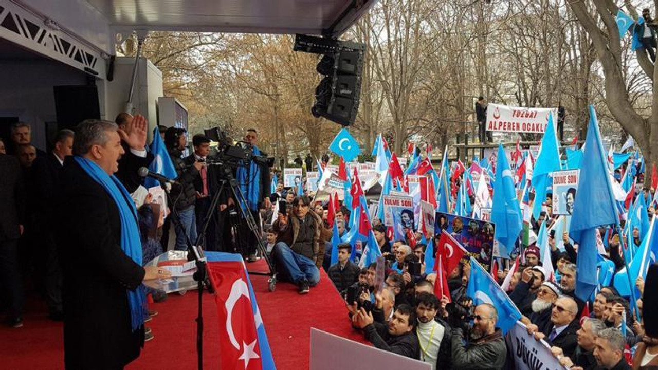 FETÖ destekli gruplar ve BBP Ankara'da toplandı! Uygur yalanı yine piyasada!