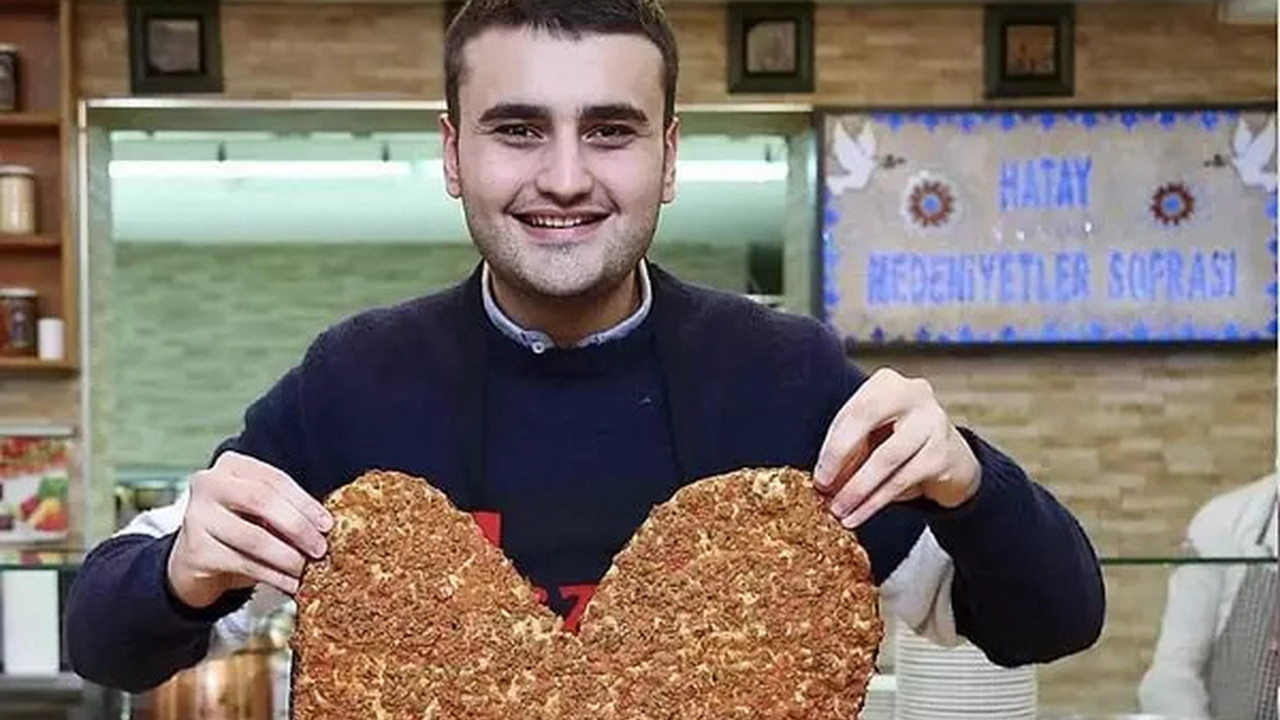 CZN Burak'tan babasına dolandırıcılık suçlaması!
