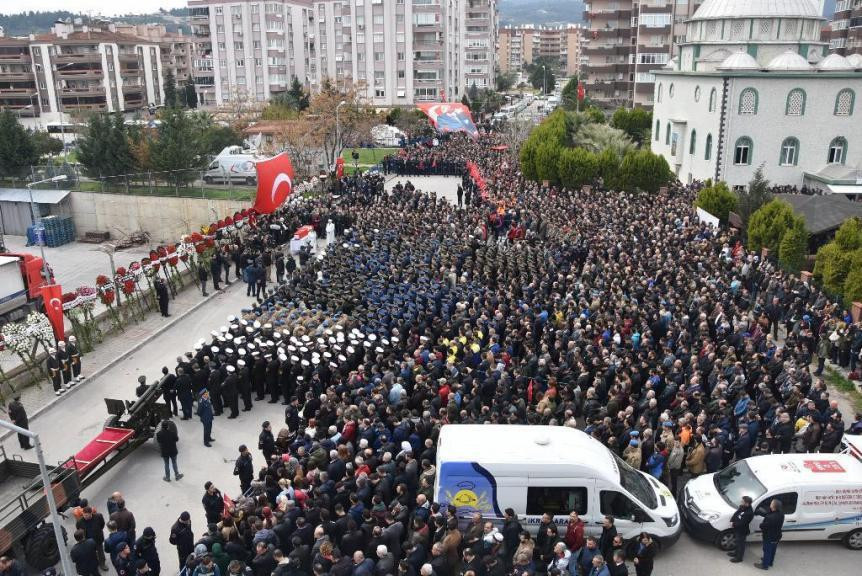 Afrin şehitleri son yolculuğuna uğurlanıyor - Resim : 9