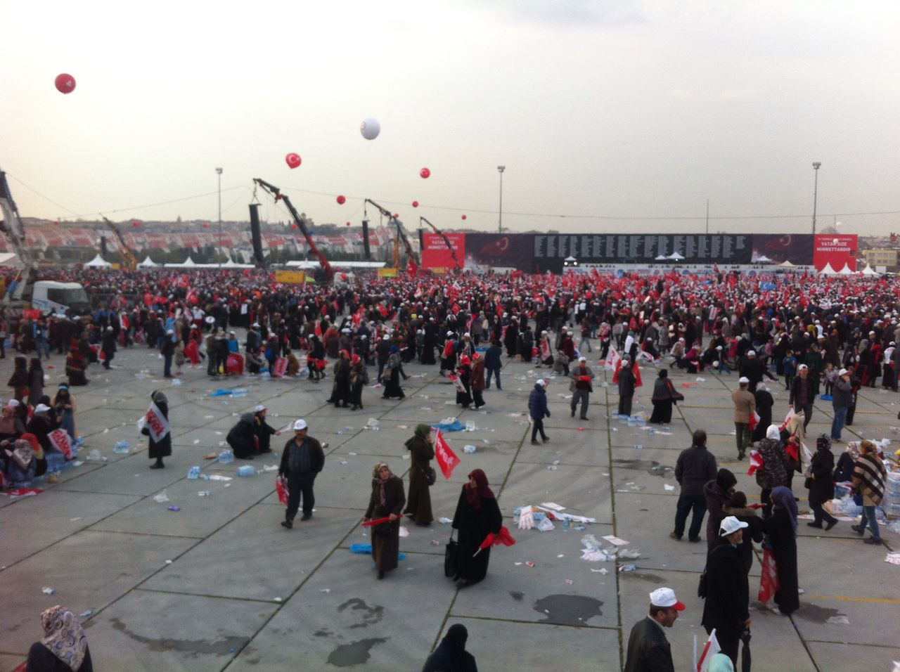 İstanbul'da AKP'ye Yenikapı şoku - Resim : 2