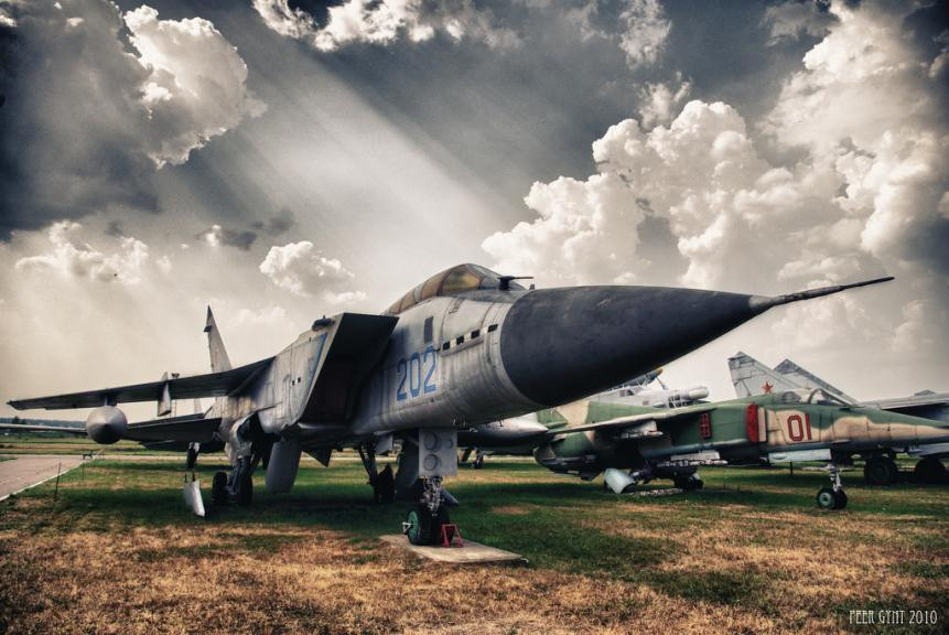 MiG-31'den Cruise füzesine stratosferde müdahale - Resim : 11