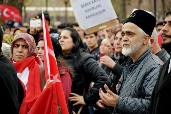 Malatya'da 10 bin kişiden 'Zeytin Dalı Harekatı'na destek yürüyüşü - Resim : 1