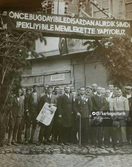 Atatürk düşmandır! Atatürk tehlikelidir! Büyük buluş değil - Resim : 4