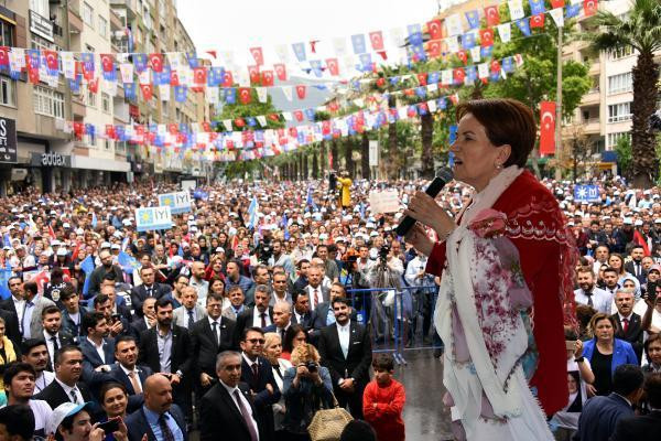 Meral Akşener: Diğer adaylara imza atmanızı istiyorum - Resim : 1