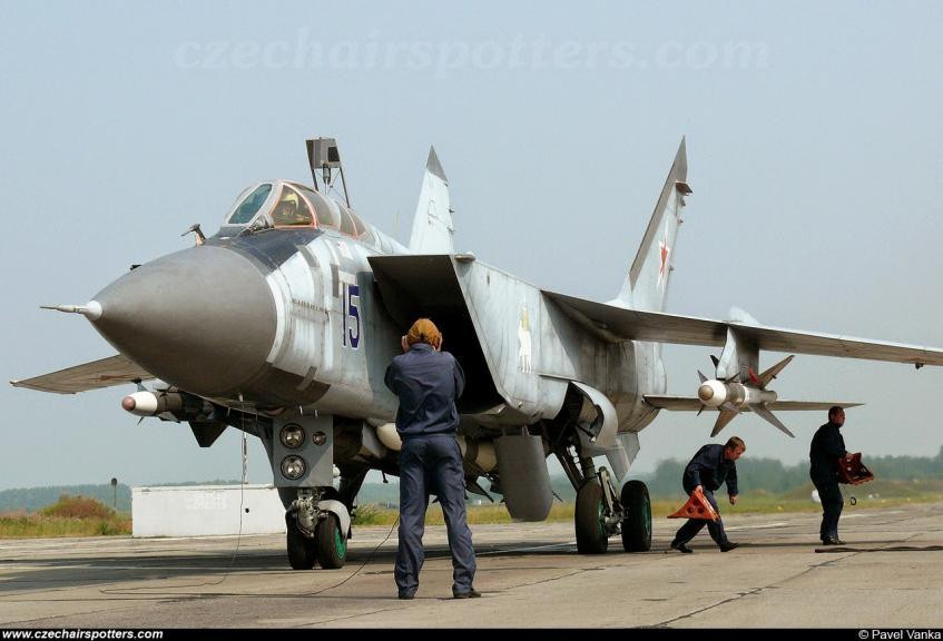 MiG-31'den Cruise füzesine stratosferde müdahale - Resim : 7