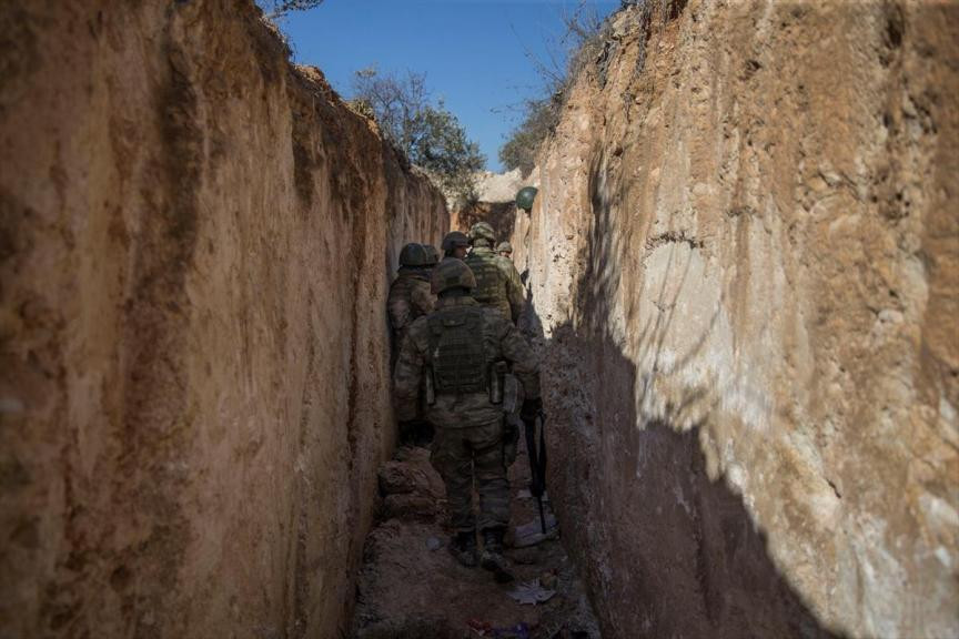 Burseya Dağı'ndaki kumdan kaleleri yerle bir eden yerli bomba: NEB - Resim : 5