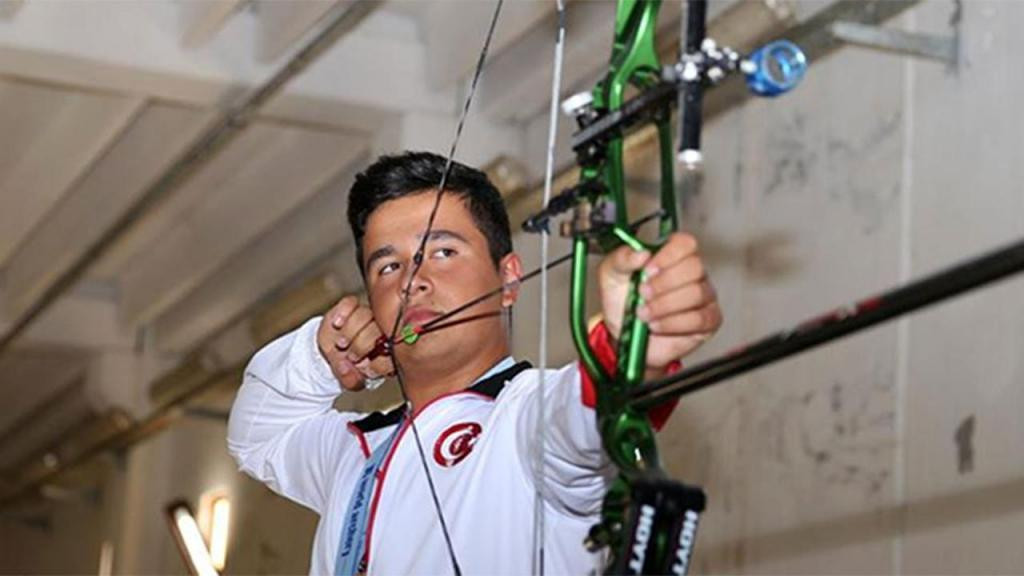 İstiklal Marşı aşkıyla kazandılar - Resim : 1