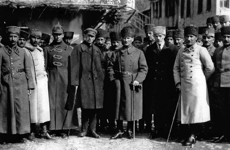 Mustafa Kemal'in tersi Sultan Galiyev - Resim : 1