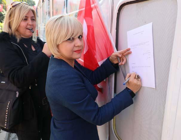 Adana'da 250 kadın Afrin'e gitmek için başvurdu - Resim : 5