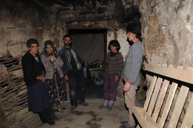 Erzincan’da kabile hayatı yaşayan aile: Bugüne kadar devletle hiç görüşmedik - Resim : 8