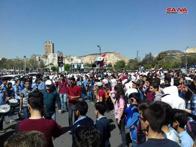 Şam'da ABD'ye karşı büyük miting - Resim : 2