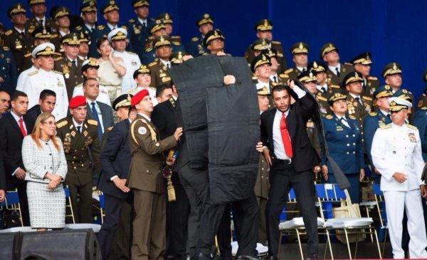 ABD'nin hedefindeki Venezuela lideri Maduro'ya suikast girişimi - Resim : 2