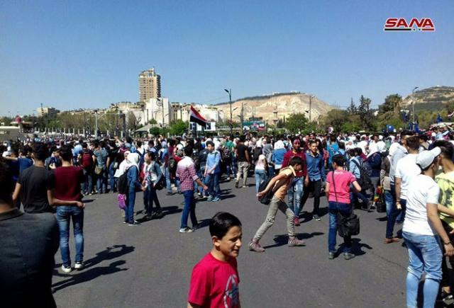 Şam'da ABD'ye karşı büyük miting - Resim : 9