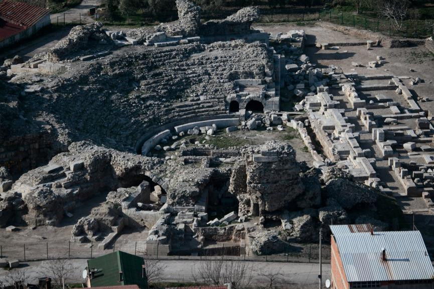 İznik'teki tarihi Roma Tiyatrosu, 10 yıldır kapalı - Resim : 2