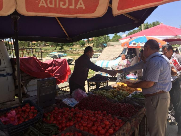 Vatan Partisi milletvekili adayları üreticiyle buluştu - Resim : 1