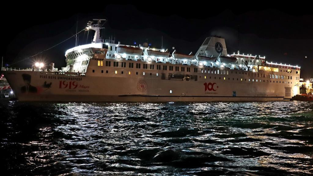 182 öğrenci Piri Reis gemisiyle İstanbul'dan Samsun'a yola çıktı - Resim : 3