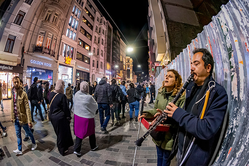 2020 yılı Taksim’in ışıl ışıl olduğu günlerden bir gün... - Resim: 3