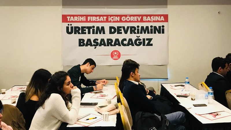 Öncü Gençlik İzmir Parti Okulu tamamlandı - Resim: 5