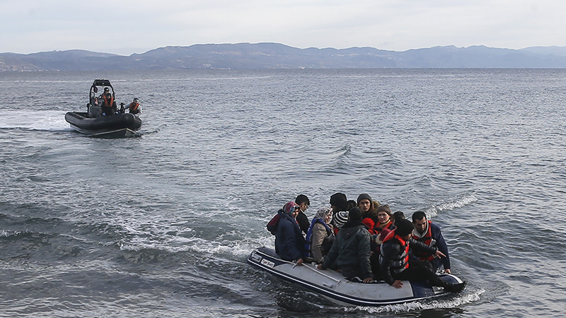 Türkiye kapıları açtı, Yunanistan sınıra asker yığıyor - Resim: 4