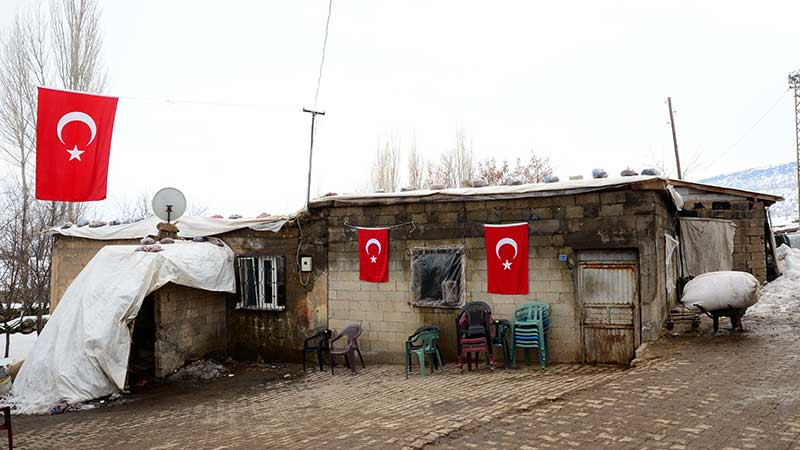 Şehitlerimizin kimlikleri belli olmaya başladı - Resim: 18