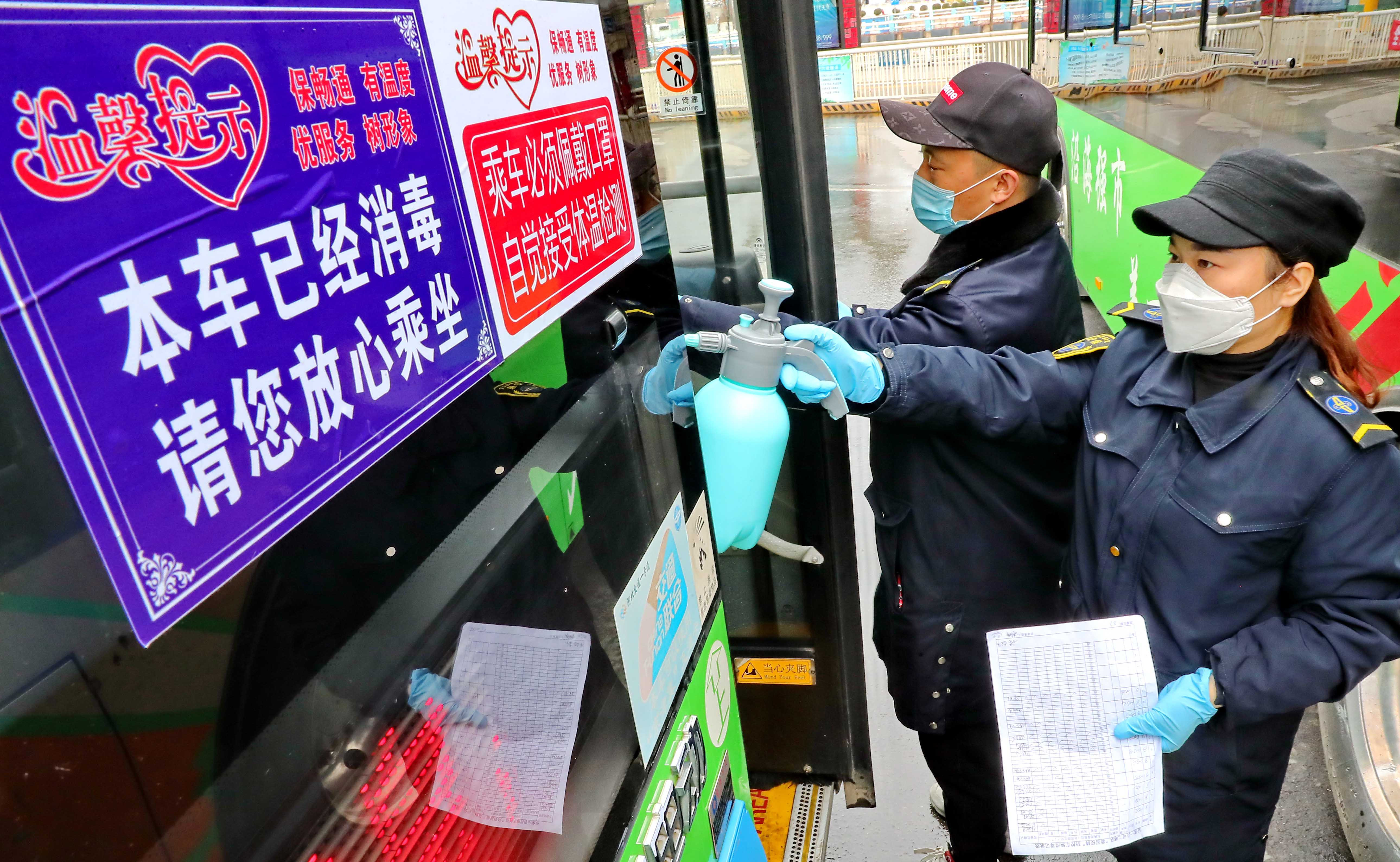 Hubei'de otobüsler yeniden hizmete girdi - Resim: 1