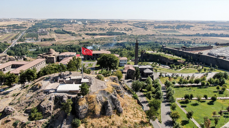 'Diyarbakır'ın kalbi'nde 1800 yıllık kalorifer sistemi bulundu - Resim: 1