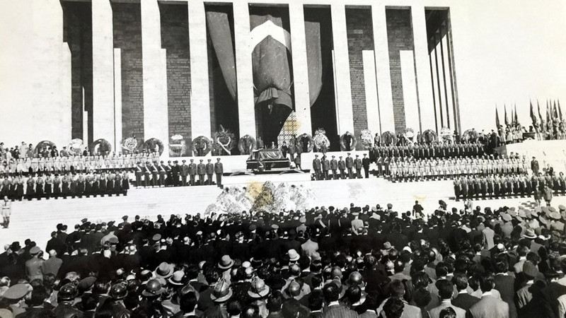 Atatürk Anıtkabir'e böyle taşındı - Resim: 1