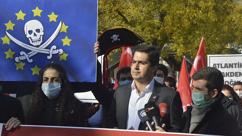 Vatan Partisi Öncü Gençlik: Almanya’nın Atlantik korsanlığına meydan okuyoruz! - Resim: 3