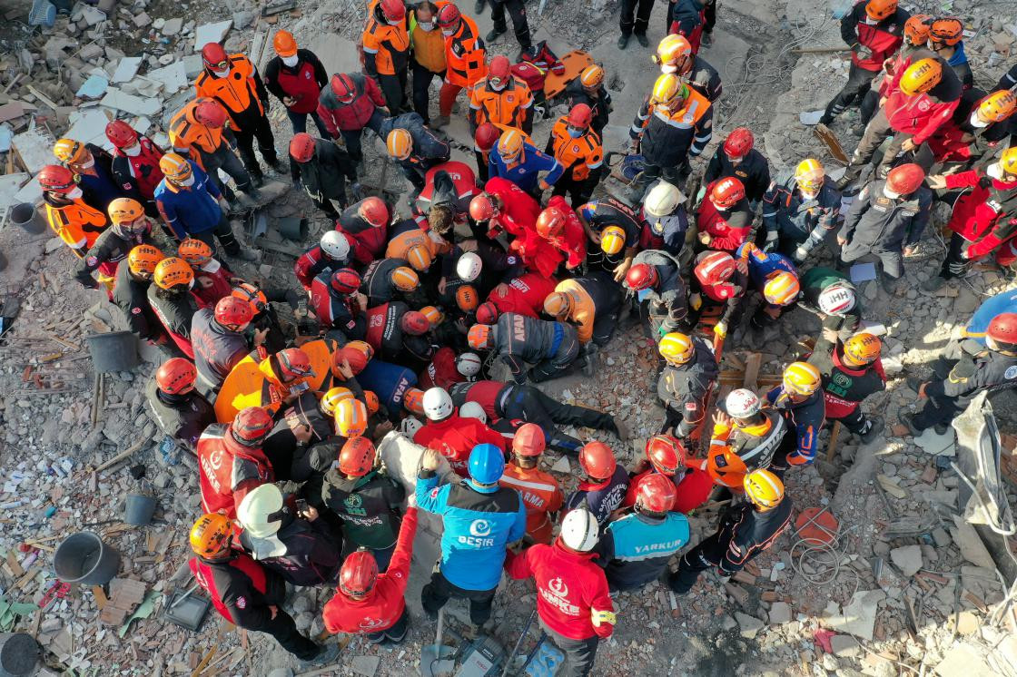 91. saatte yeni mucize: Ayda bebek enkazdan canlı çıkarıldı - Resim: 4