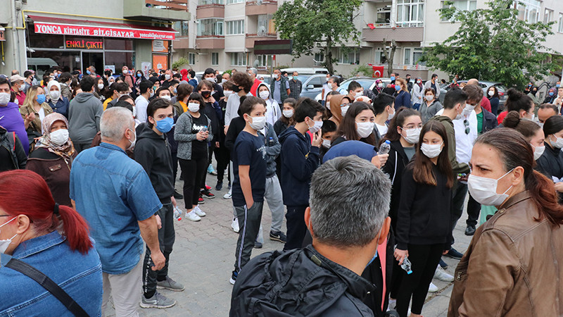 Sınav günü istenmeyen manzara - Resim: 2