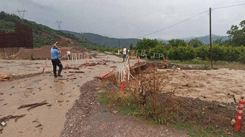 Bursa Kestel'deki selde 5 ölü, 1 kayıp - Resim: 4