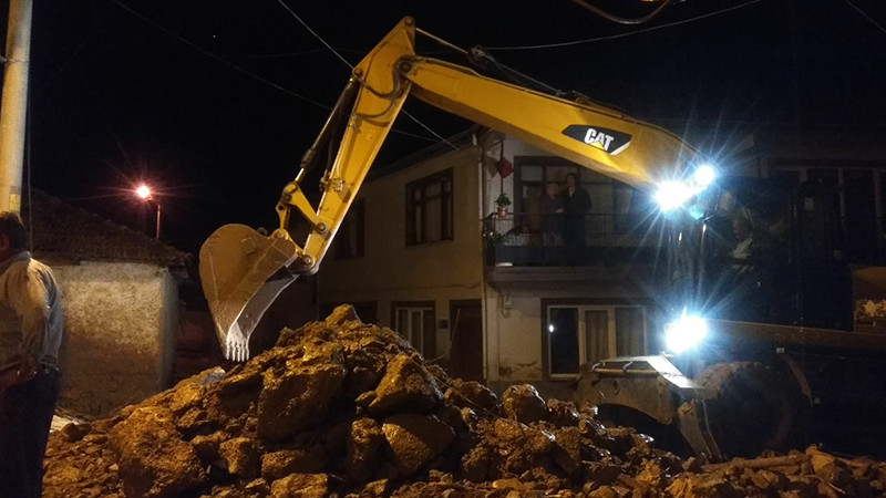 Bursa Kestel'deki selde 5 ölü, 1 kayıp - Resim: 12