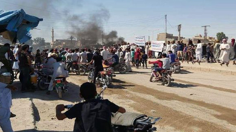 Suriyeliler PKK'yı böyle protesto etti - Resim: 1