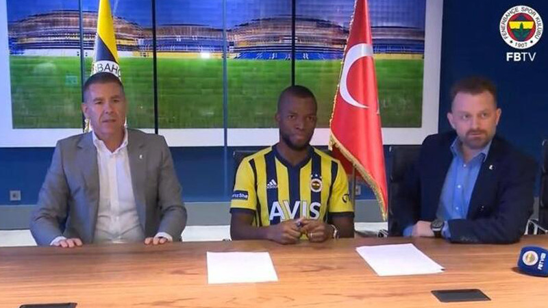 Enner Valencia resmen Fenerbahçe'de - Resim: 1