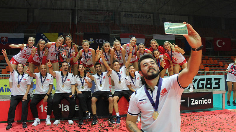 U19 Genç Kız Voleybol Milli Takımımız, Avrupa Şampiyonu - Resim: 2