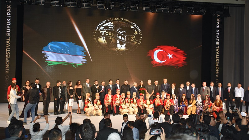 Türk sinemacılar Taşkent Film Festivali'nde Özbeklerden görkemli ağırlama - Resim: 1