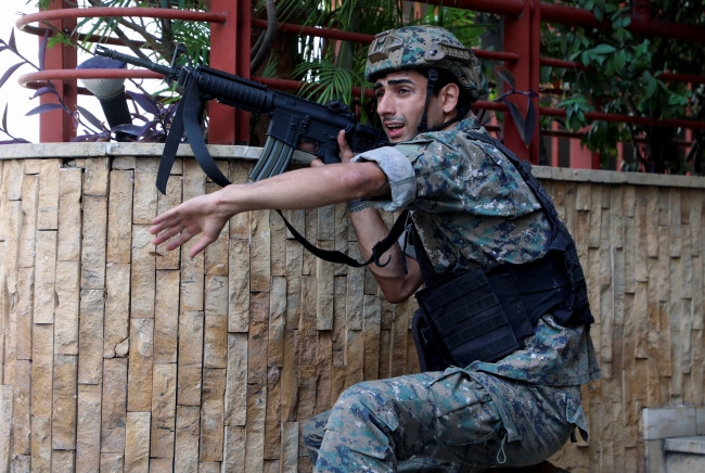 Beyrut'ta çatışma sesleri: Asker sokağa indi - Resim: 3