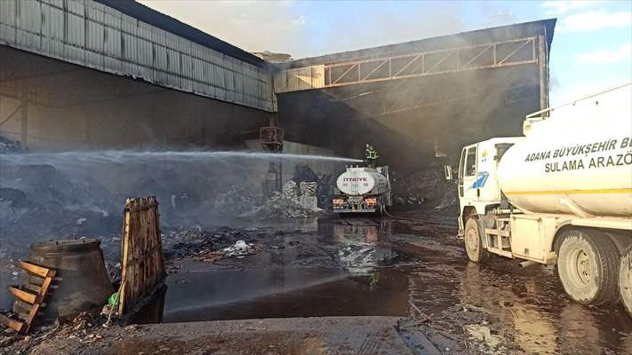 Osmaniye'de geri dönüşüm fabrikasında yangın - Resim: 1