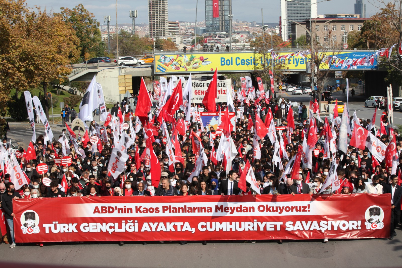 Türk Gençliği emperyalizme meydan okudu - Resim: 14