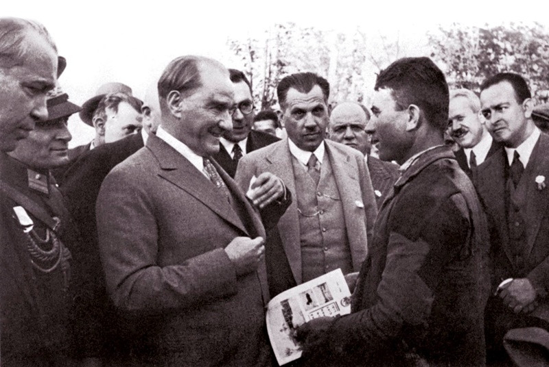 Atatürk her cephede - Resim: 1