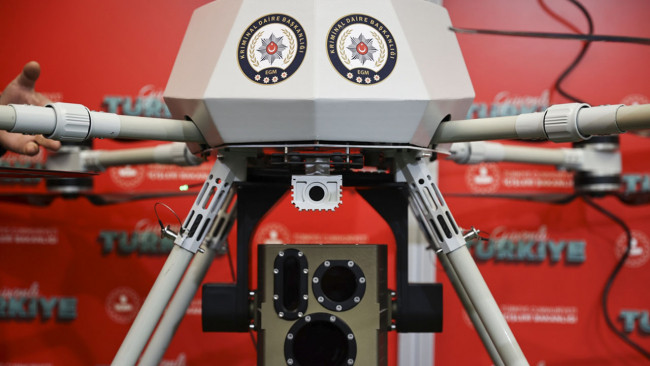 Dünyanın ilk lazer silahlı dronu 'Eren' başarısıyla dikkat çekiyor - Resim: 1