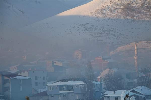 Karlıova'da hava kirliliği yaşamı olumsuz etkiliyor - Resim: 2