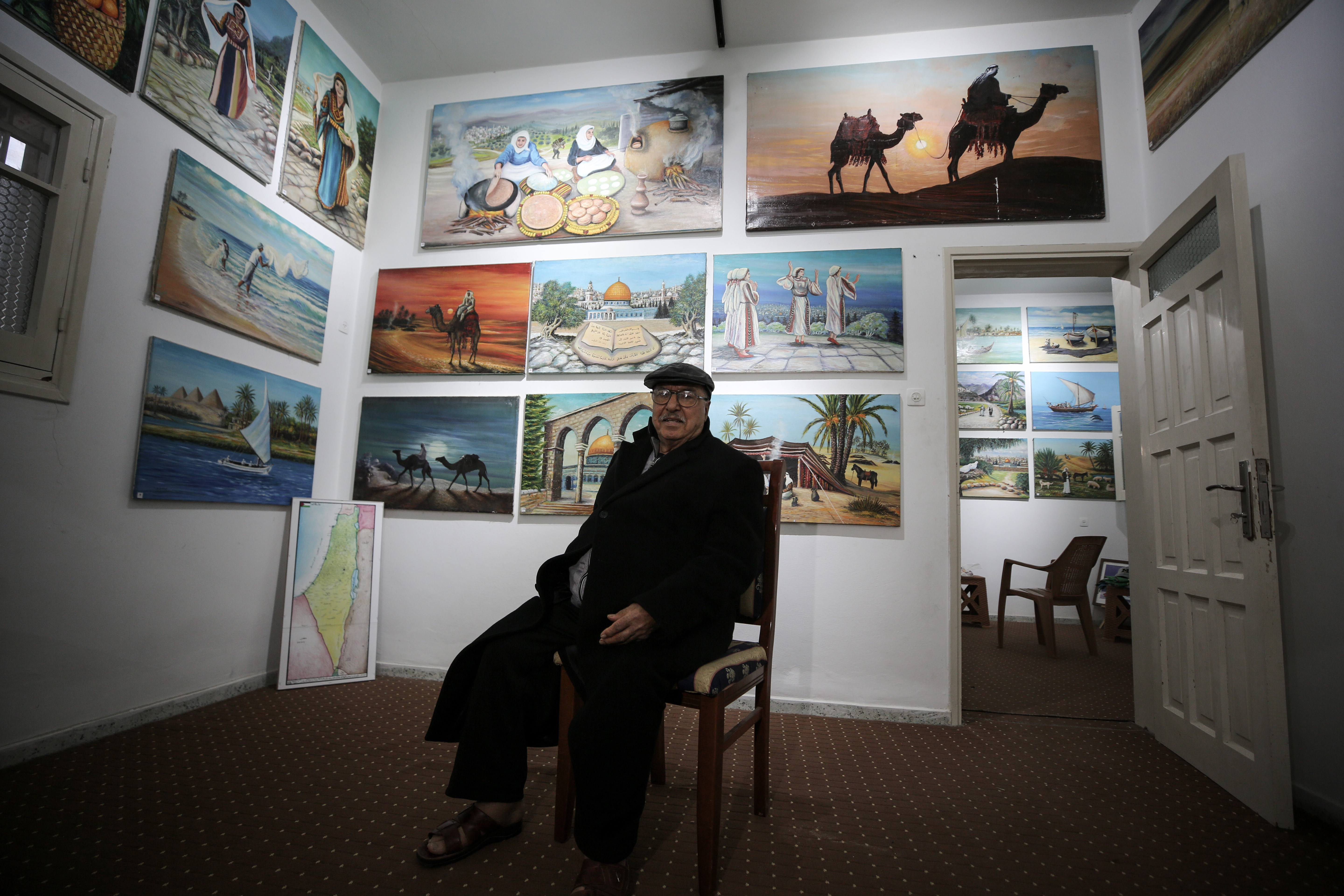 Filistinli ressam Gazze'deki evini sergi salonuna çevirdi - Resim: 4