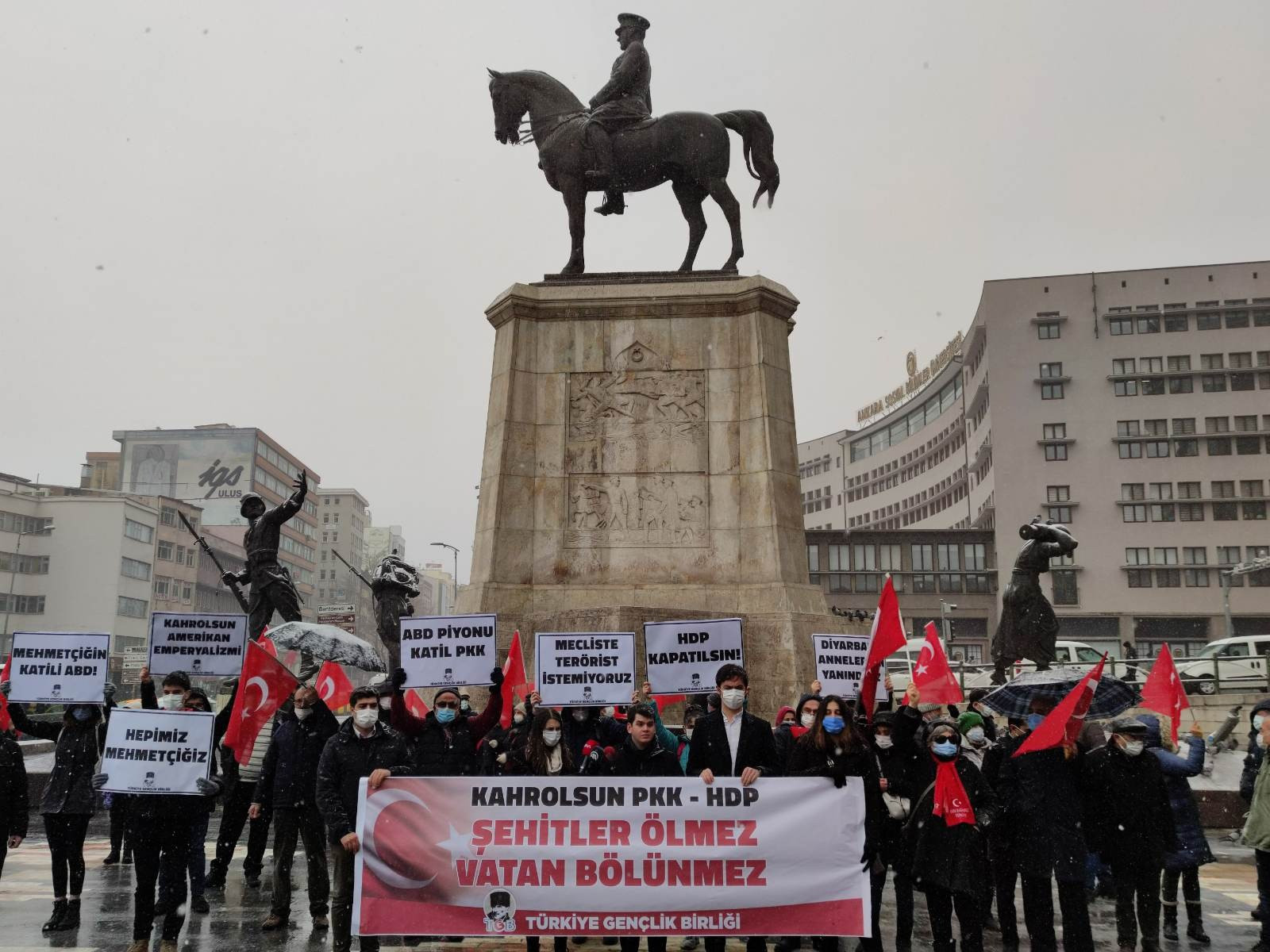 TGB’den tüm yurtta saygı duruşu: Kahrolsun PKK/HDP - Resim: 3