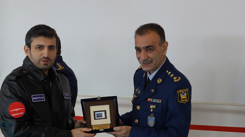 Azerbaycanlı SİHA operatörleri mezun oldu - Resim: 2