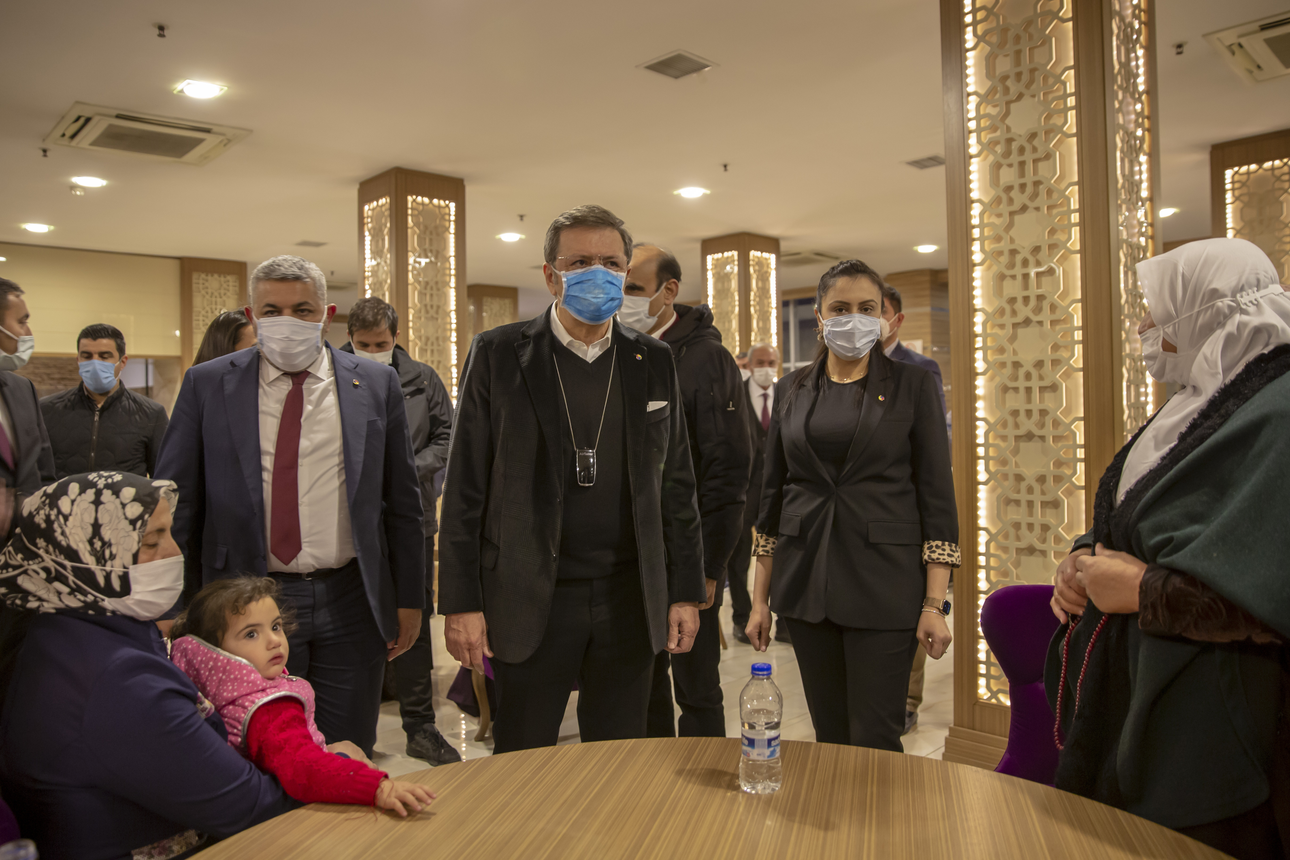 TOBB Başkanı Hisarcıklıoğlu Diyarbakır anneleriyle buluştu - Resim: 1