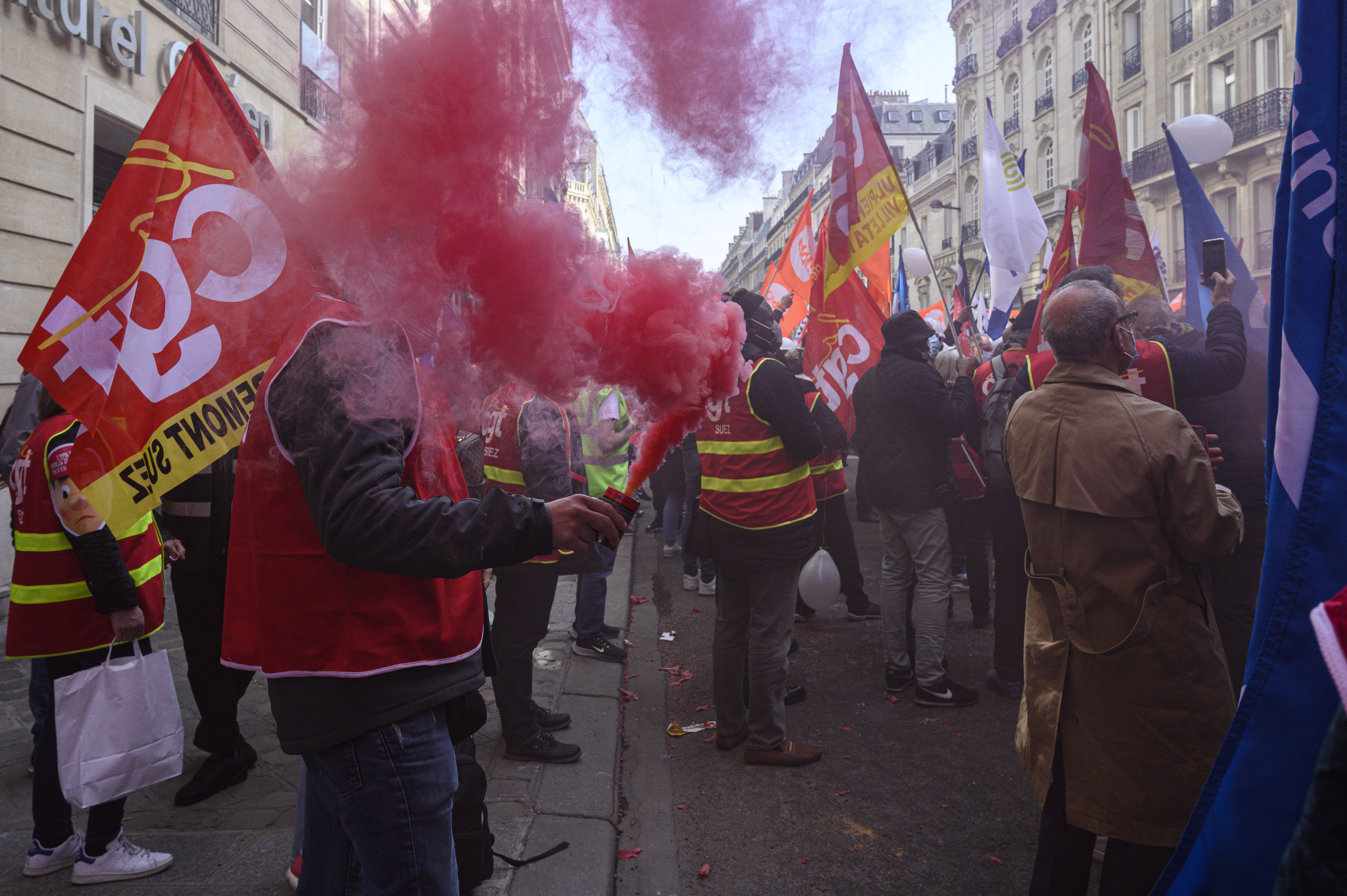 Fransa'da sendikalar gösteri düzenledi - Resim: 3