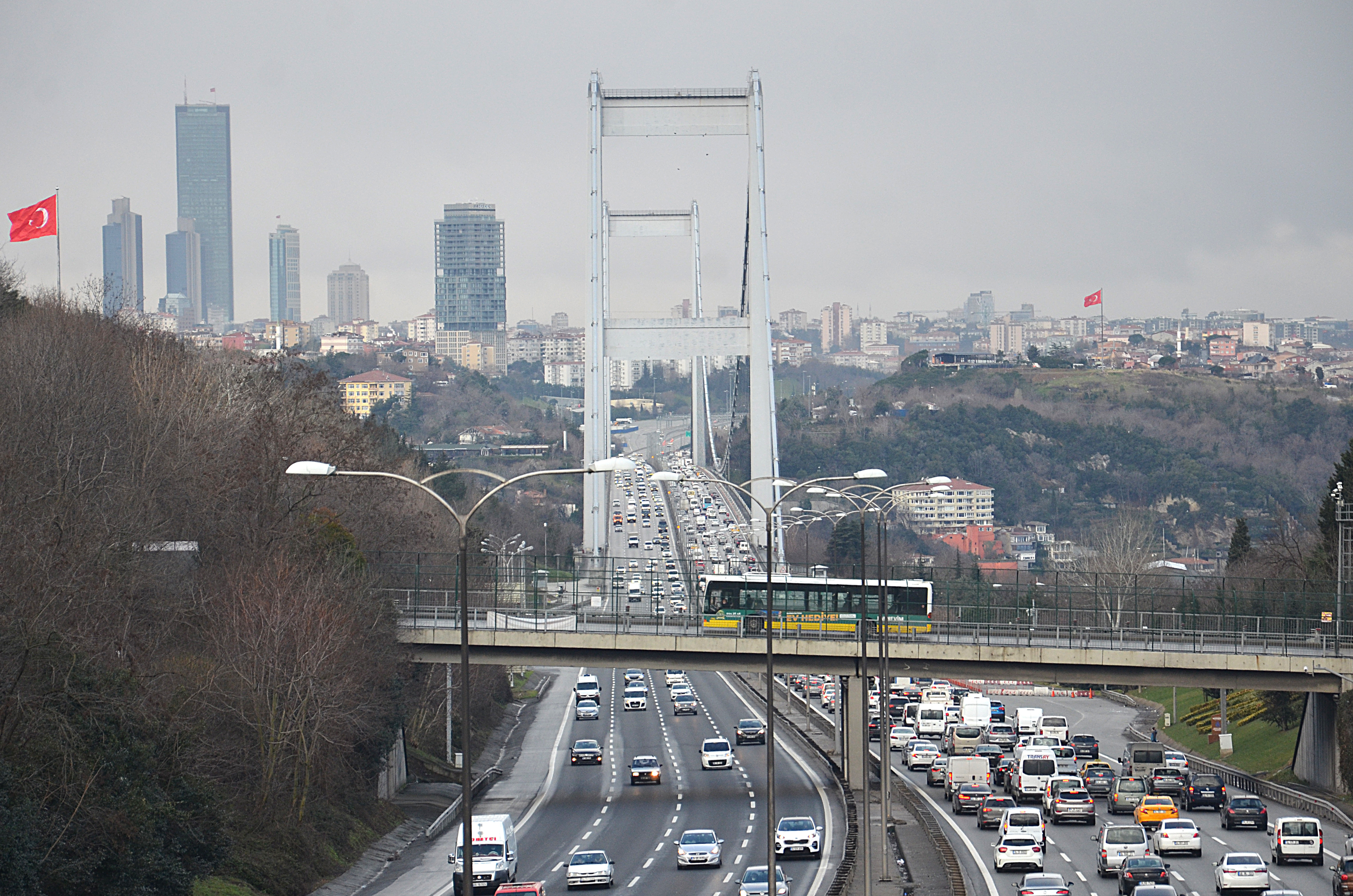 İstanbul'da 'kontrollü normalleşme' başladı - Resim: 1