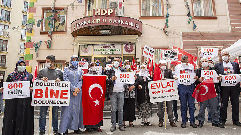 Diyarbakır anneleri evlat nöbetinde 600 günü geride bıraktı - Resim: 2