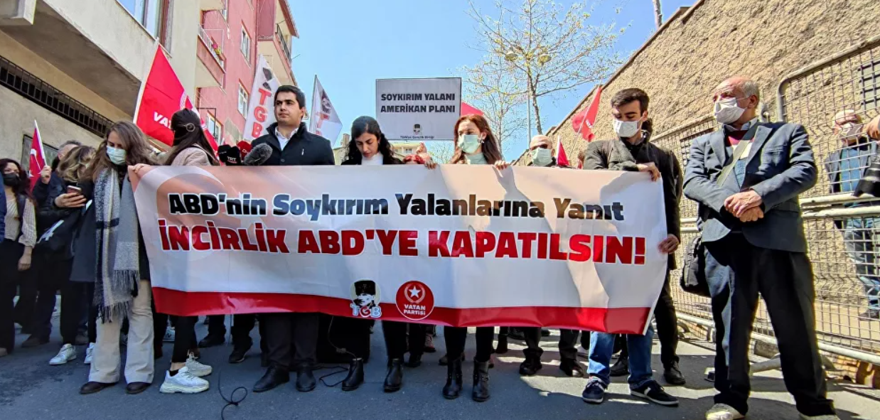 Vatan Partisi ABD Büyükelçiliği önünden seslendi: Perinçek-İsviçre davası soykırım Yalanını kökten bitirmiştir - Resim: 1